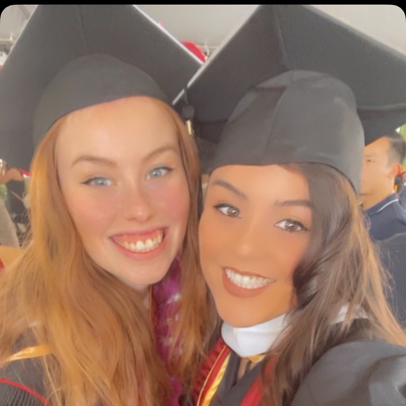 Meet ur seller - Picture 3 of 4